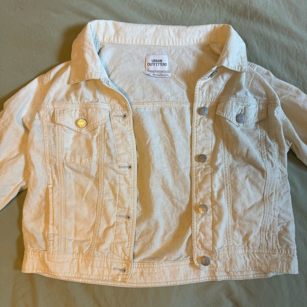 urban outfitters white jacket